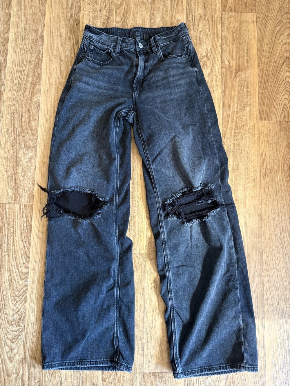 American Eagle Dreamy Drape High-Rise Wide Leg Distressed Jean